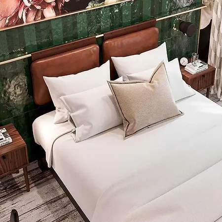 Les Capitouls Centre - Handwritten Collection 4*